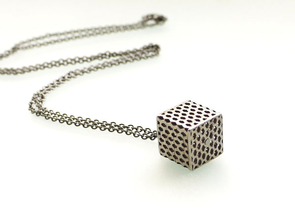 3d printed metal pendant