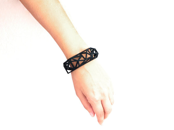 Triangulated Cuff bracelet in Pink. 3d printed.